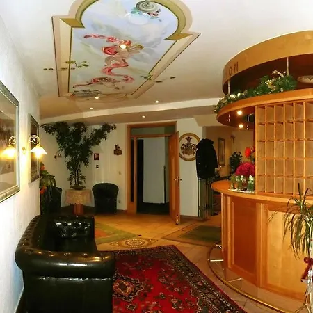 Отель Germania 4*