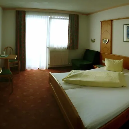 Germania Hotel 4*