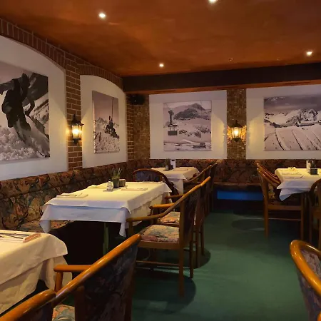 ホテル Germania イシュグル